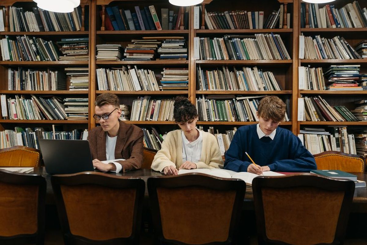 通用大学排名的留学决策与信息核验